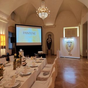 Event Decor Prague – Děláme Vaše události výjimečnějšími: Party výzdoba – Dekorace prostorů – Firemní akce – Event prostor – Květinová výzdoba – Balonky – Party tisk – Event půjčovna – Svatby – Oslavy